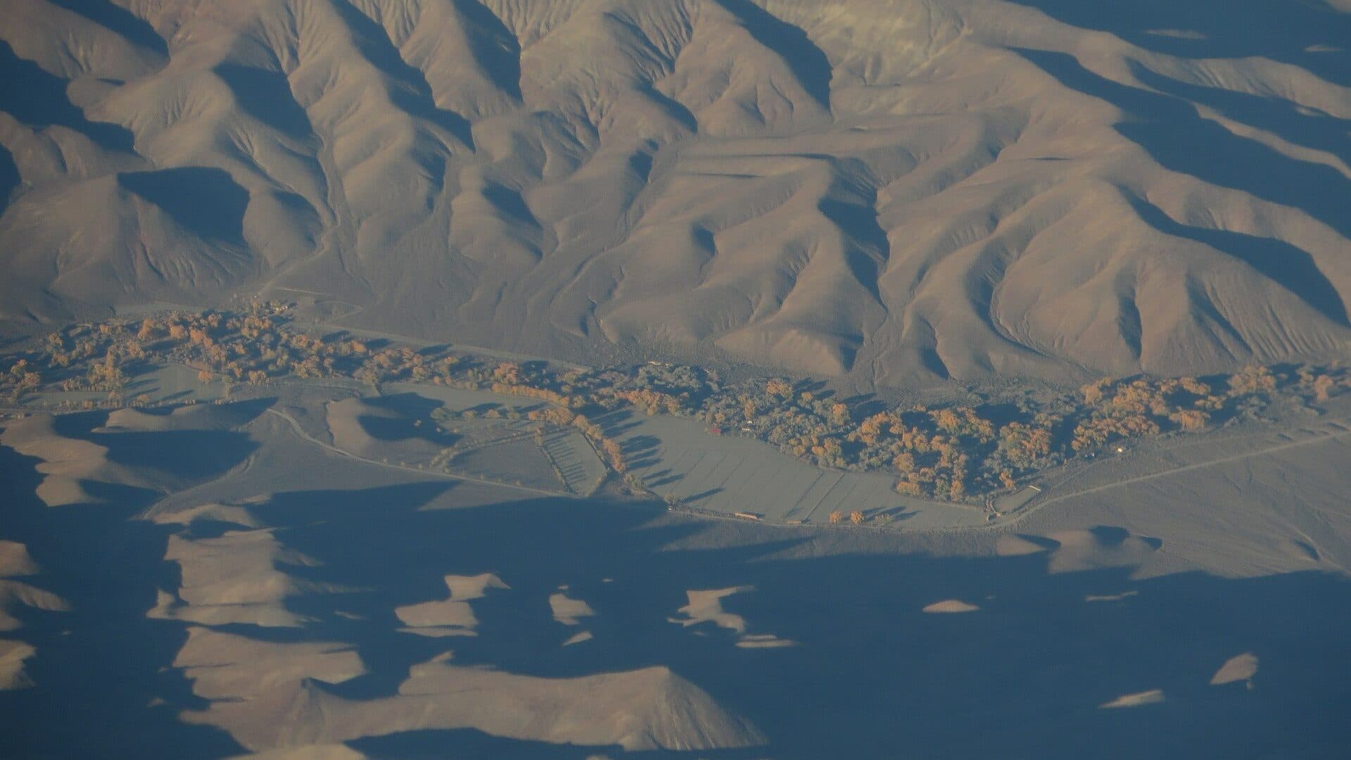 East Walker River flowing through open valley country