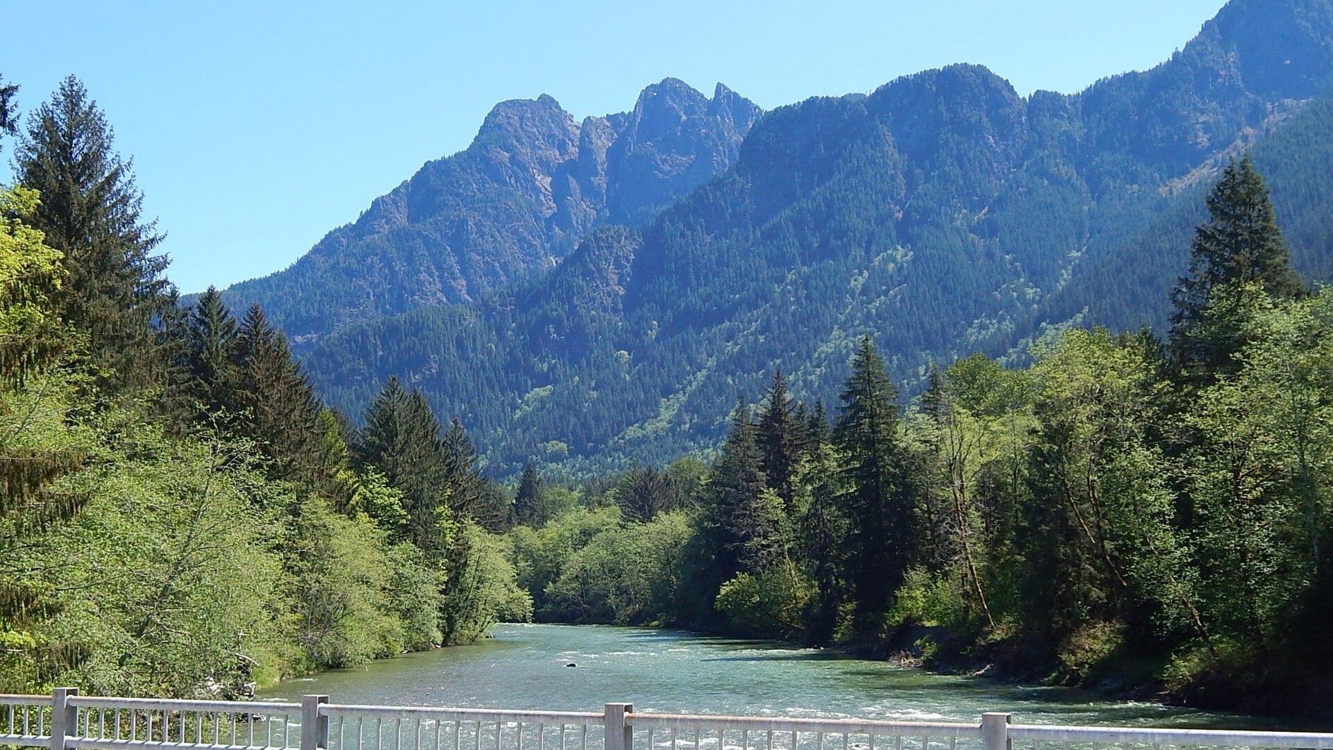 Snoqualmie River with mountain backdrop in Washington